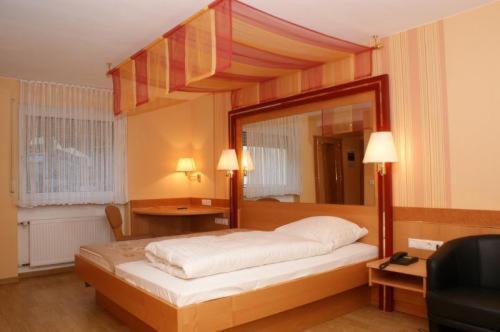 Burg-Hotel Obermoschel Esterno foto