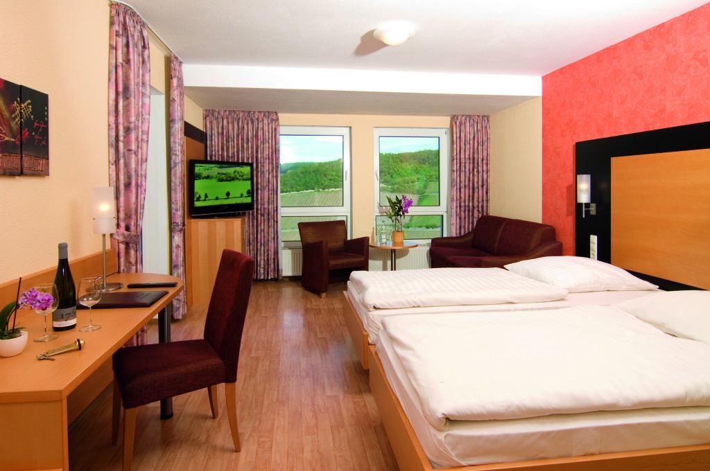 Burg-Hotel Obermoschel Esterno foto